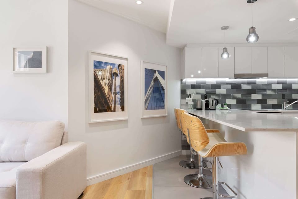 Living Area/Dining Area