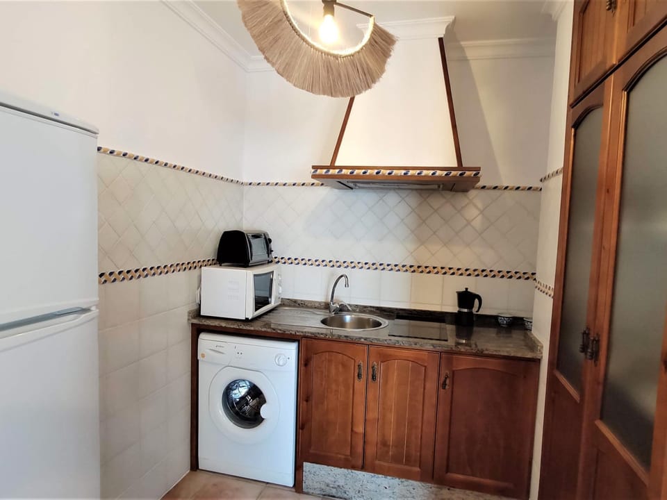 House | 1 bedroom