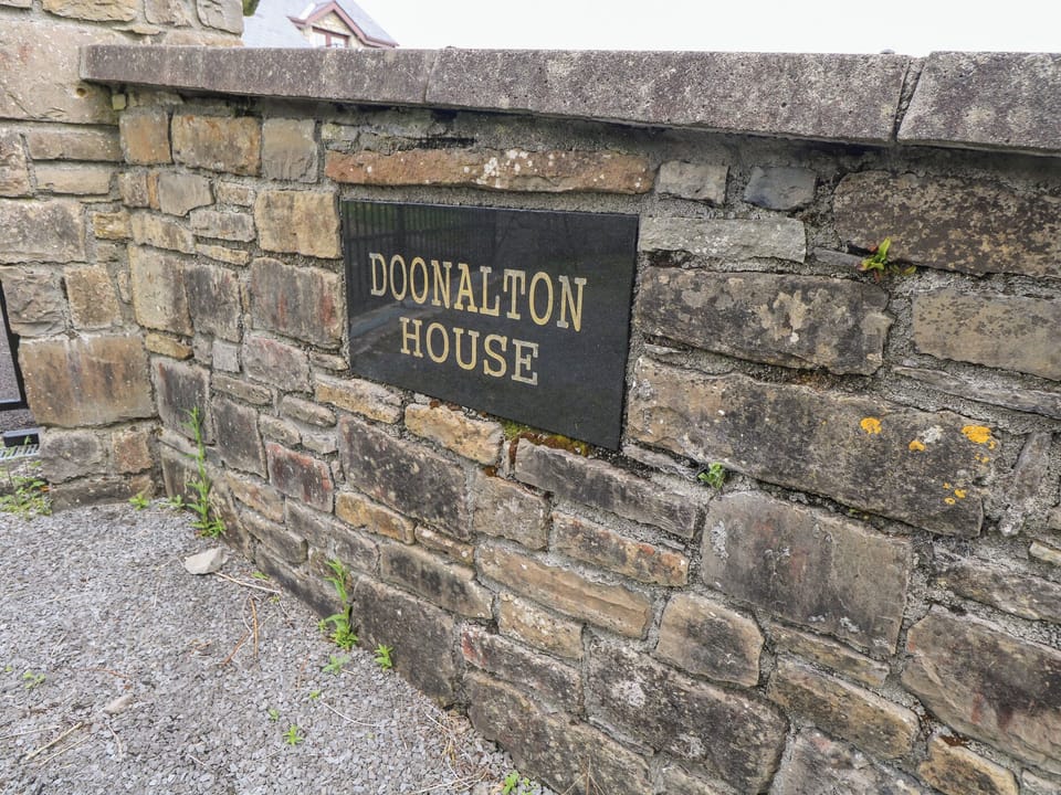 Cottage | Exterior detail