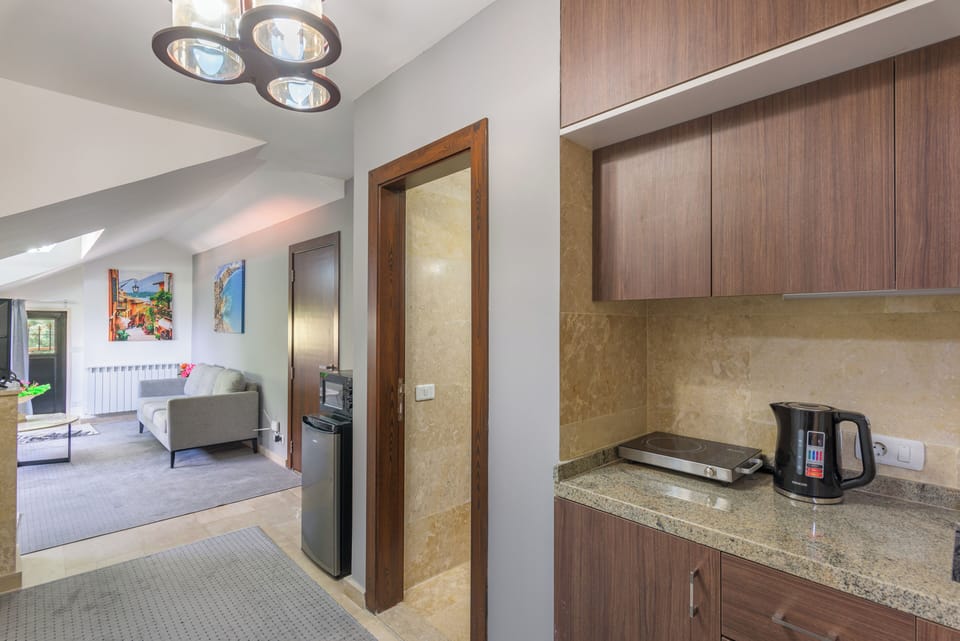 Private kitchenette