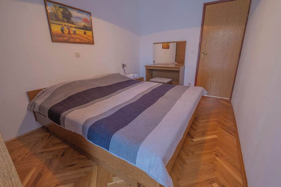 Apartment Miskic 1 Apartment in Primorje-Gorski Kotar County