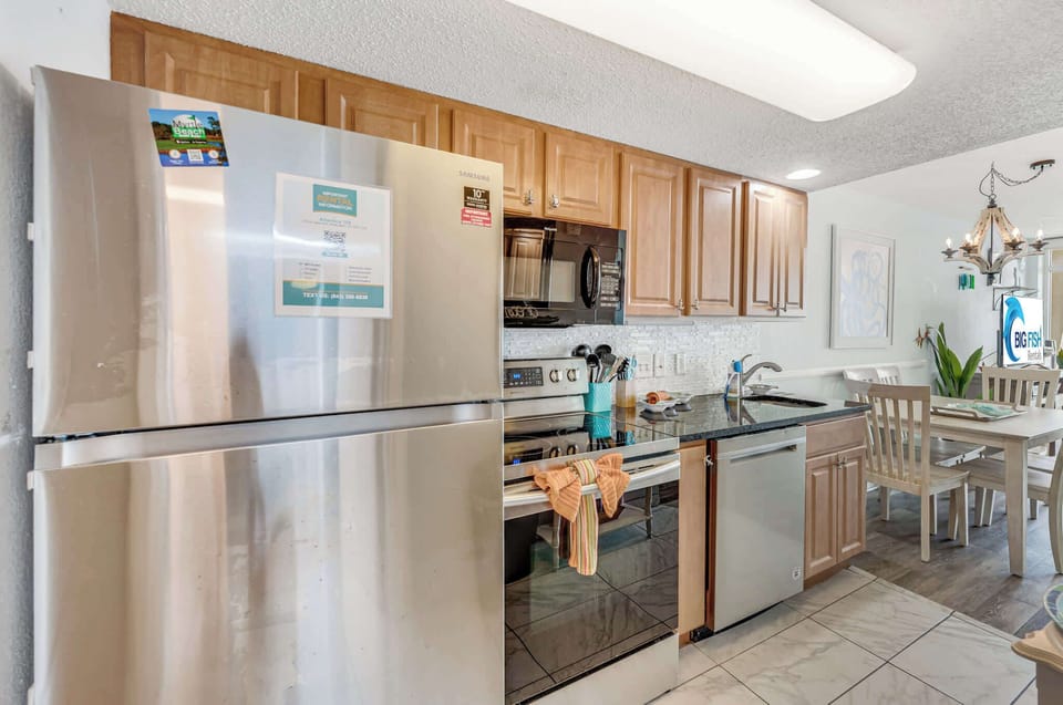 Large Kitchen Area
