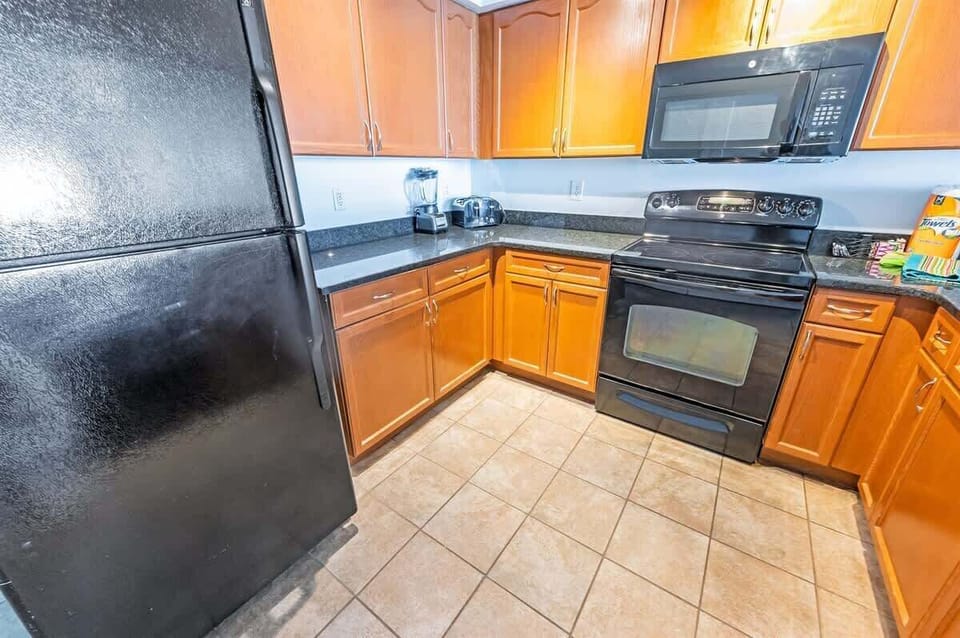 Large Kitchen Area