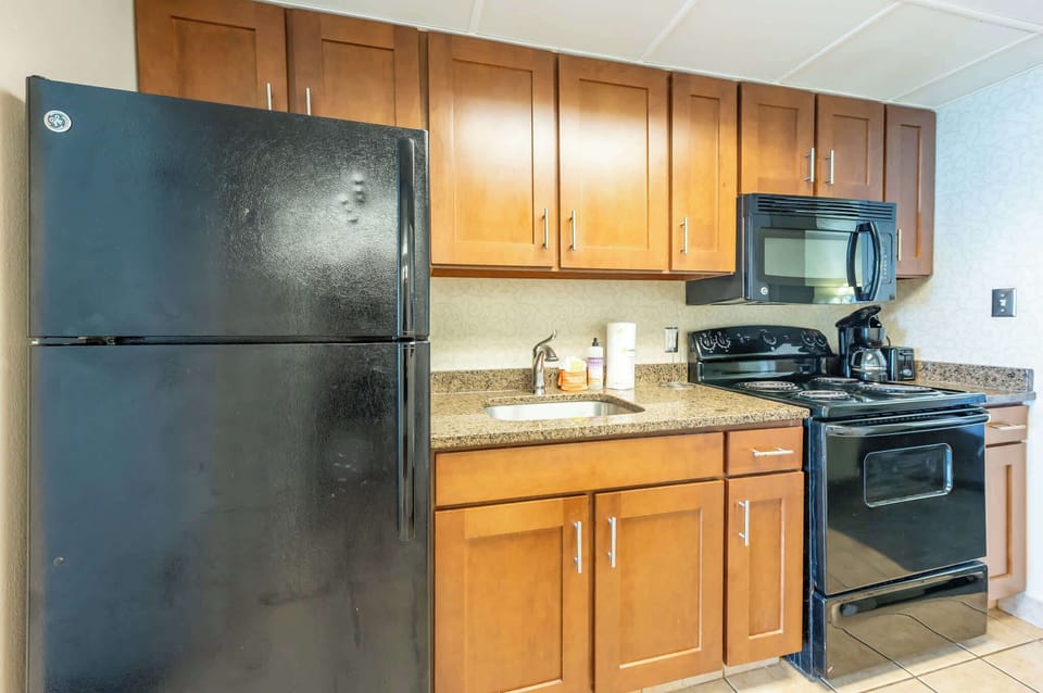 Equipped Kitchen for Your Stay

