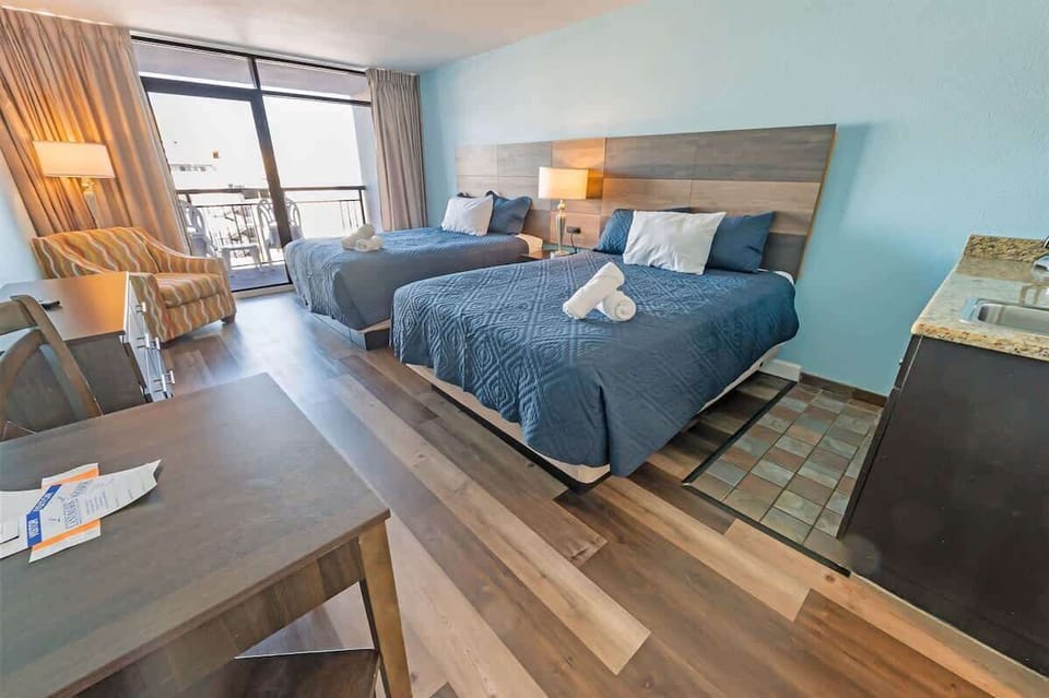 Beautiful Bedroom with Amazing Views