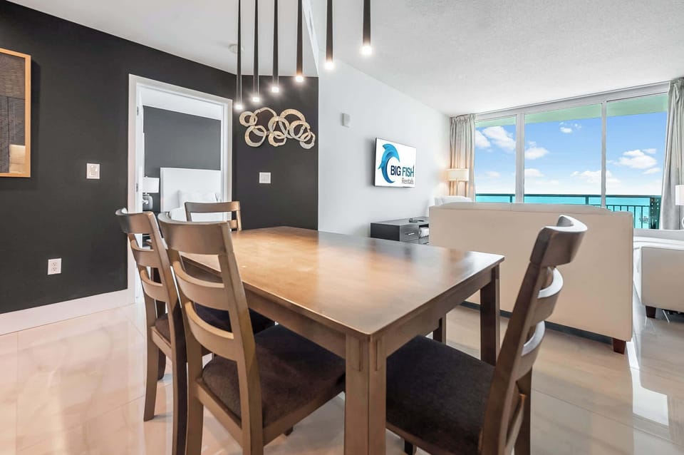 Dining Area for Family Meals 🍽️
