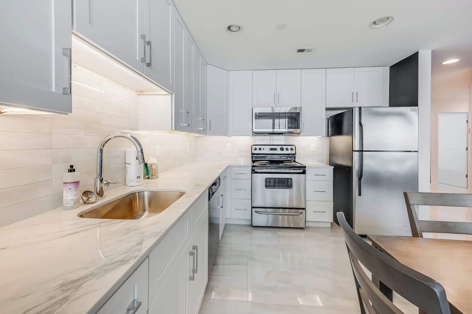 Fully Equipped Kitchen for Your Stay
