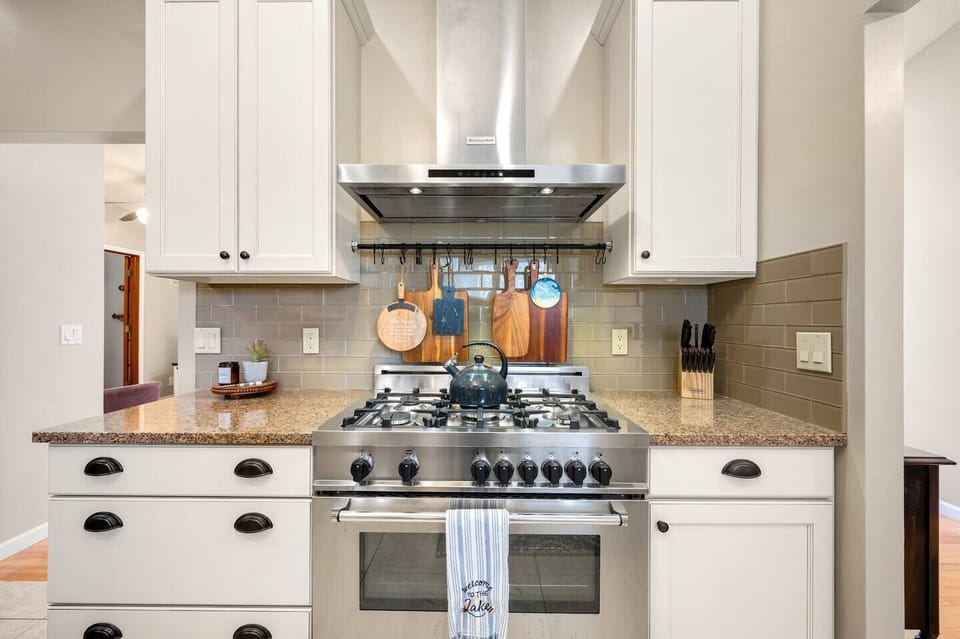 Fully stocked kitchen with everything you need for family meals and group gatherings.
