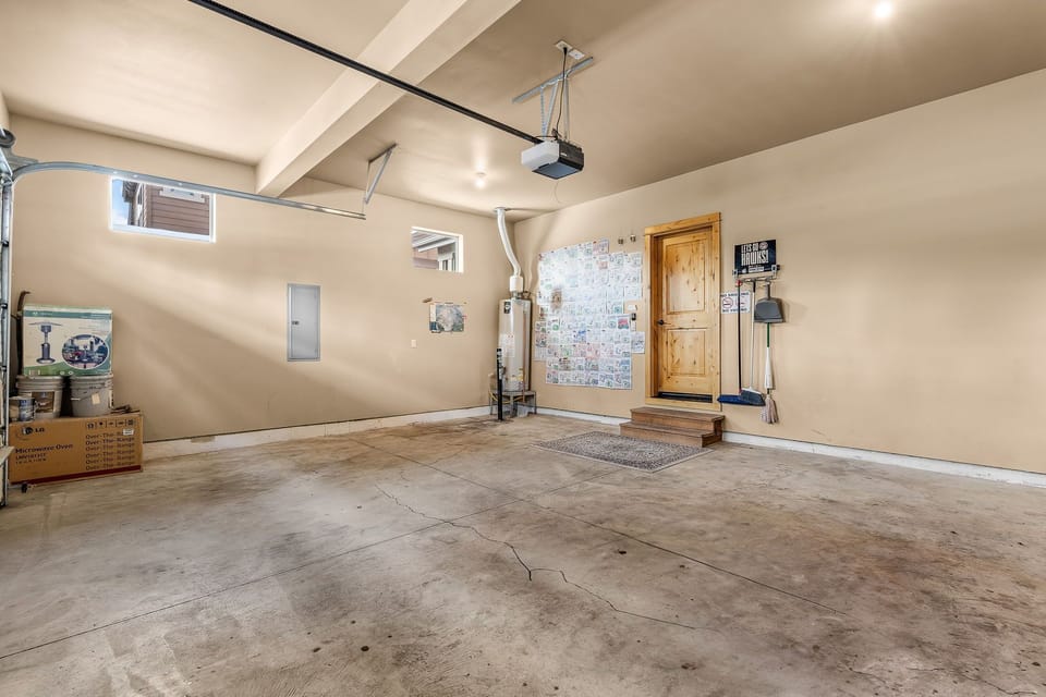 Garage for guest use