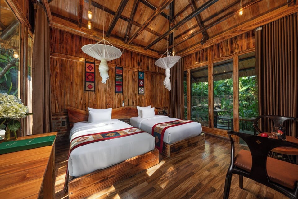Luxury Twin Room, Balcony, Mountain View | Minibar, in-room safe, iron/ironing board, free WiFi