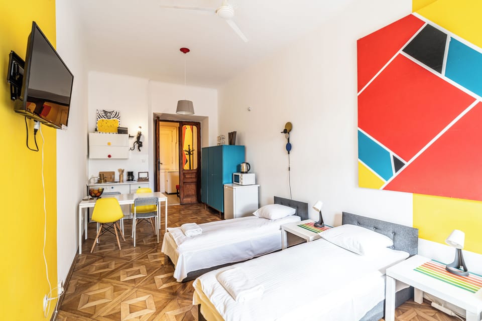 1 bedroom, iron/ironing board, WiFi (free)