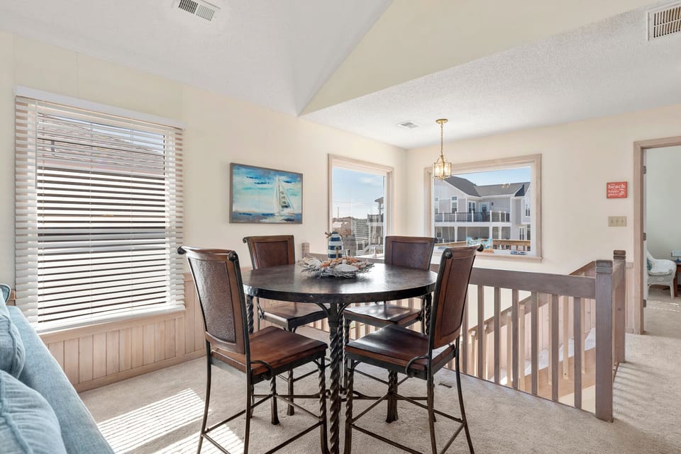 GR2206: Island State of Mind | Top Level Breakfast Nook