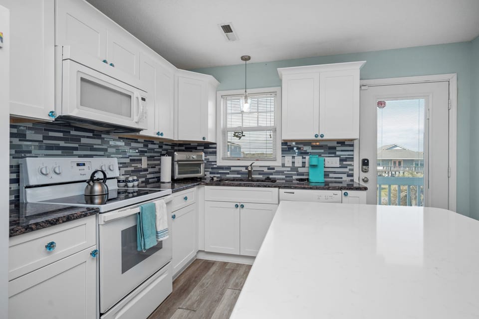 Kitchen - North