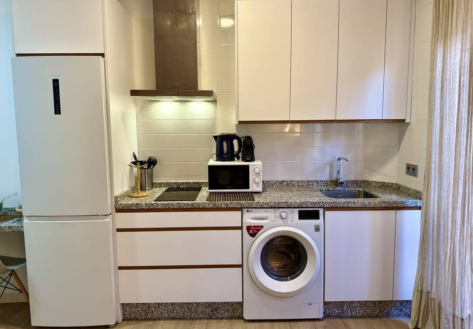 Kitchen Area with full amenities.
