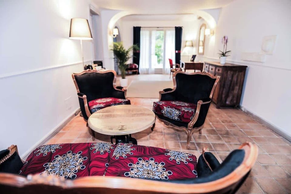 Seating area