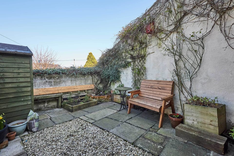 Baliol Street, Barnard Castle - Host & Stay