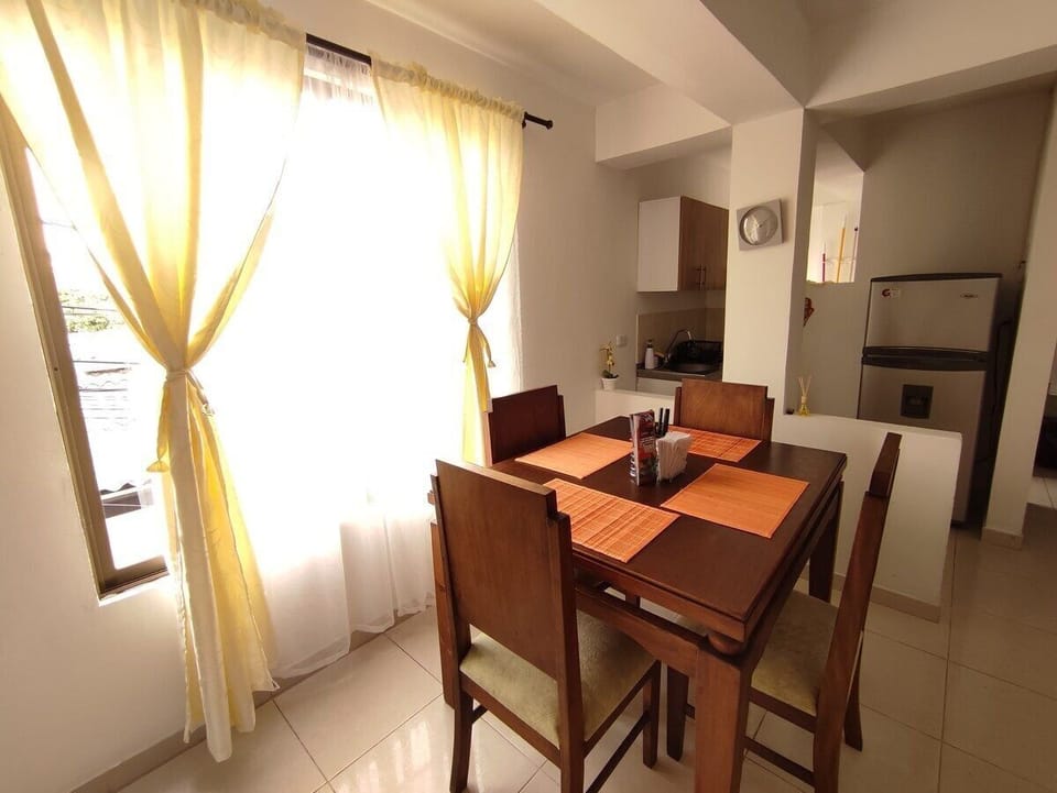 Apartment | Dining