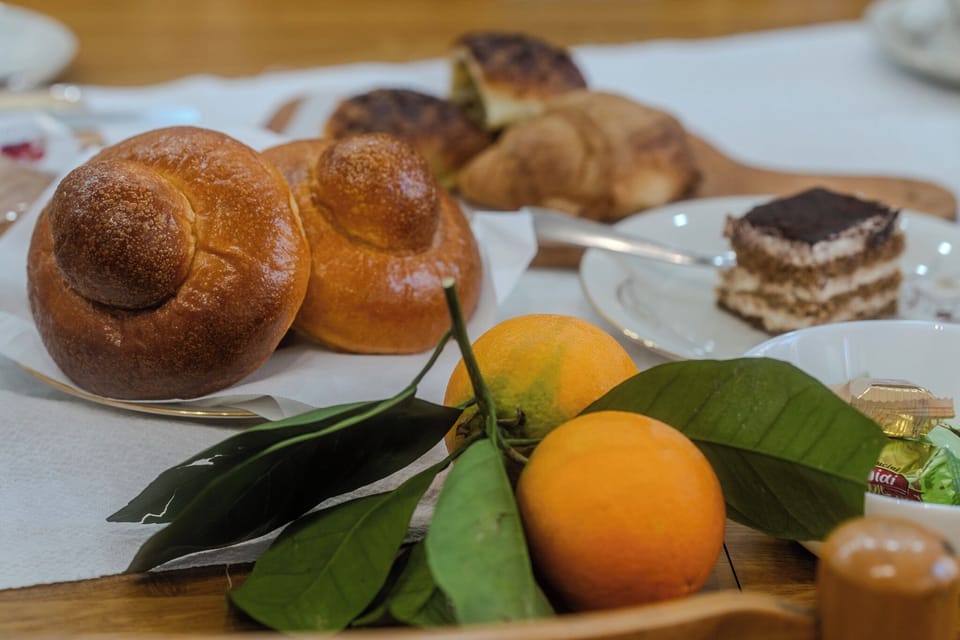 Free daily full breakfast