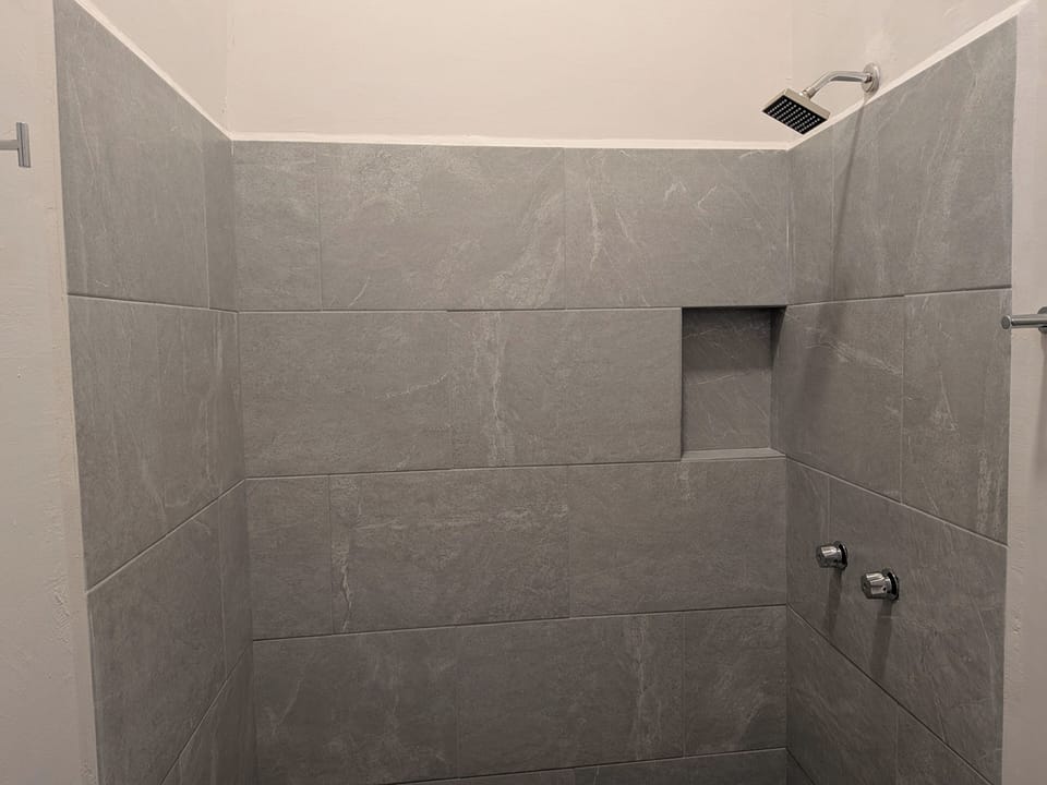 Loft | Bathroom | Shower, hair dryer, towels, soap