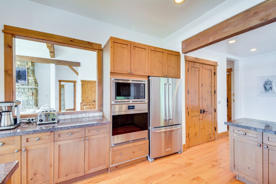 Kitchen | Cooking Basics | Drip Coffee Maker | Main Floor