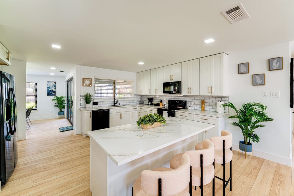 Breakfast Bar
