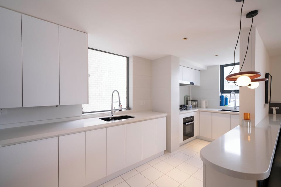 Apartment, City View | Private kitchen