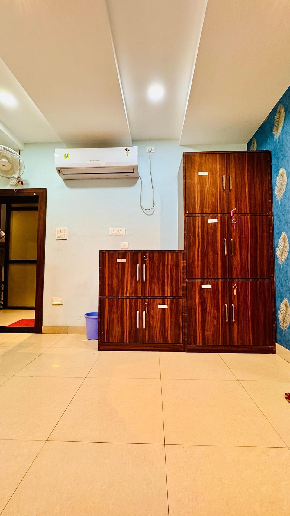 Basic Shared Dormitory | Desk, free WiFi