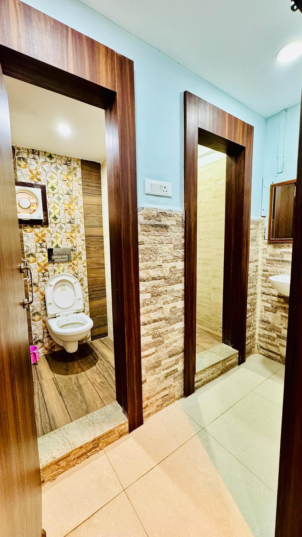 Standard Shared Dormitory | Bathroom | Shower, towels, soap, shampoo