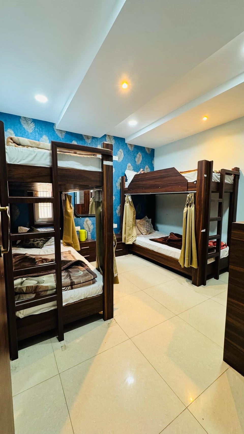 Standard Shared Dormitory | Desk, free WiFi