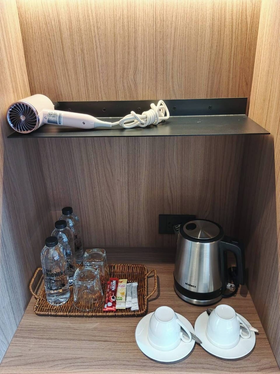 Minibar, desk, soundproofing, free WiFi