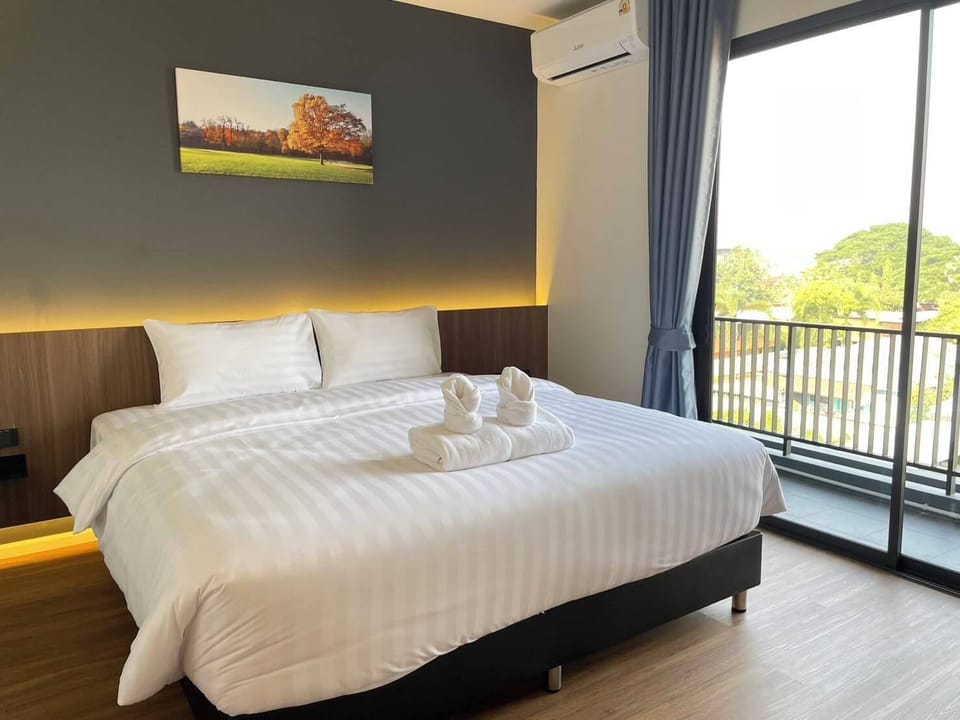 Standard Room | City view