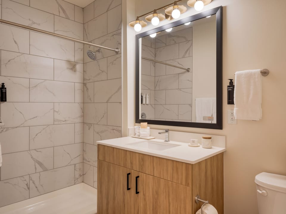 Full bathroom.