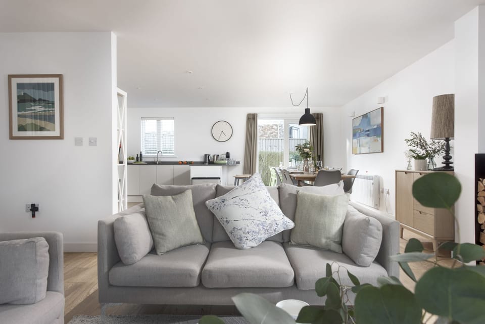 The sofa with views to the kitchen - Una 69