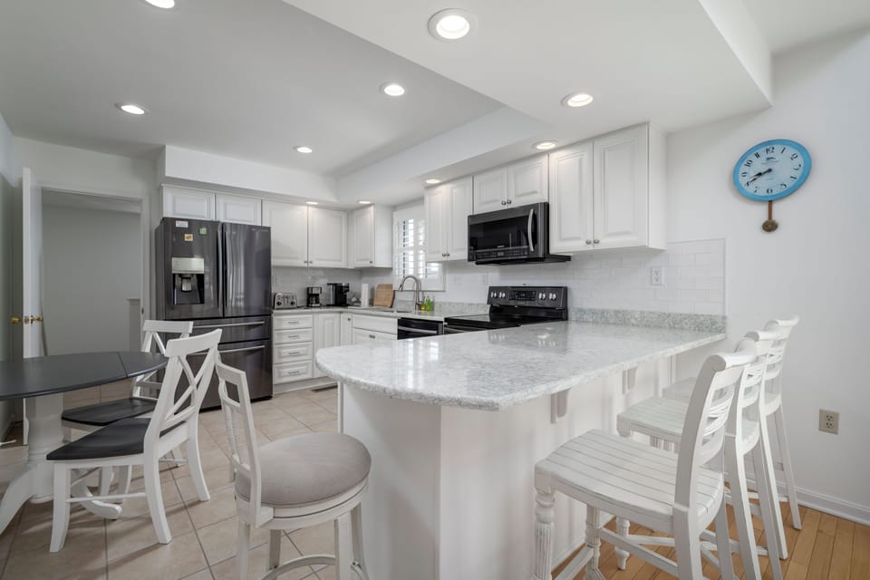 Kitchen Main Floor