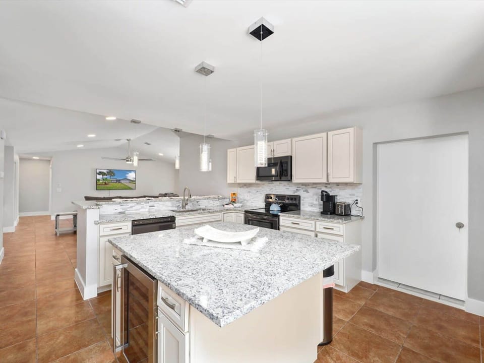 House | 4 bedrooms, high-speed internet