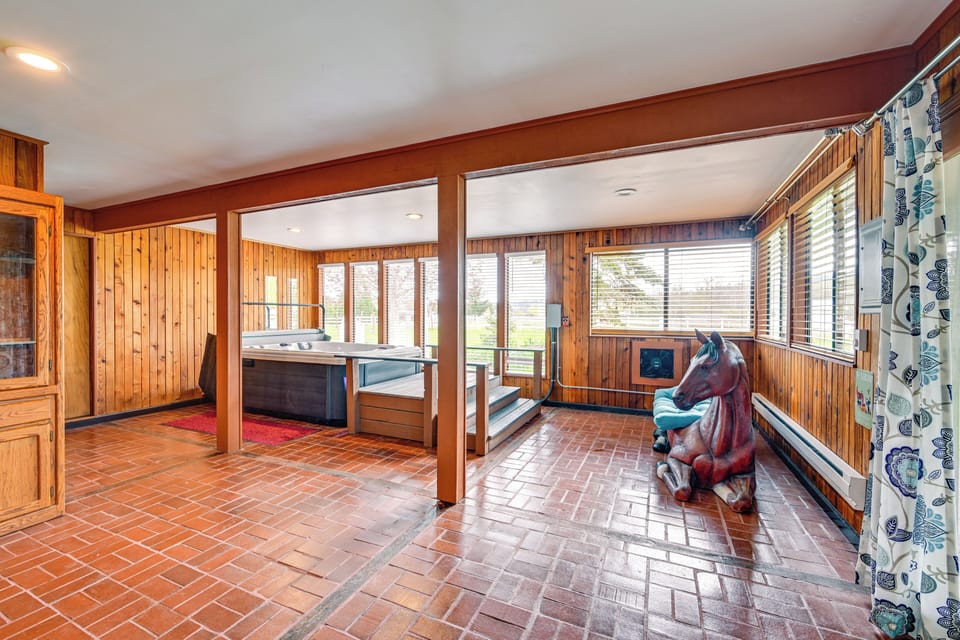 House (3 Bedrooms) | Interior