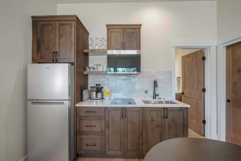 18197 Forestbrook Interior Updates-06