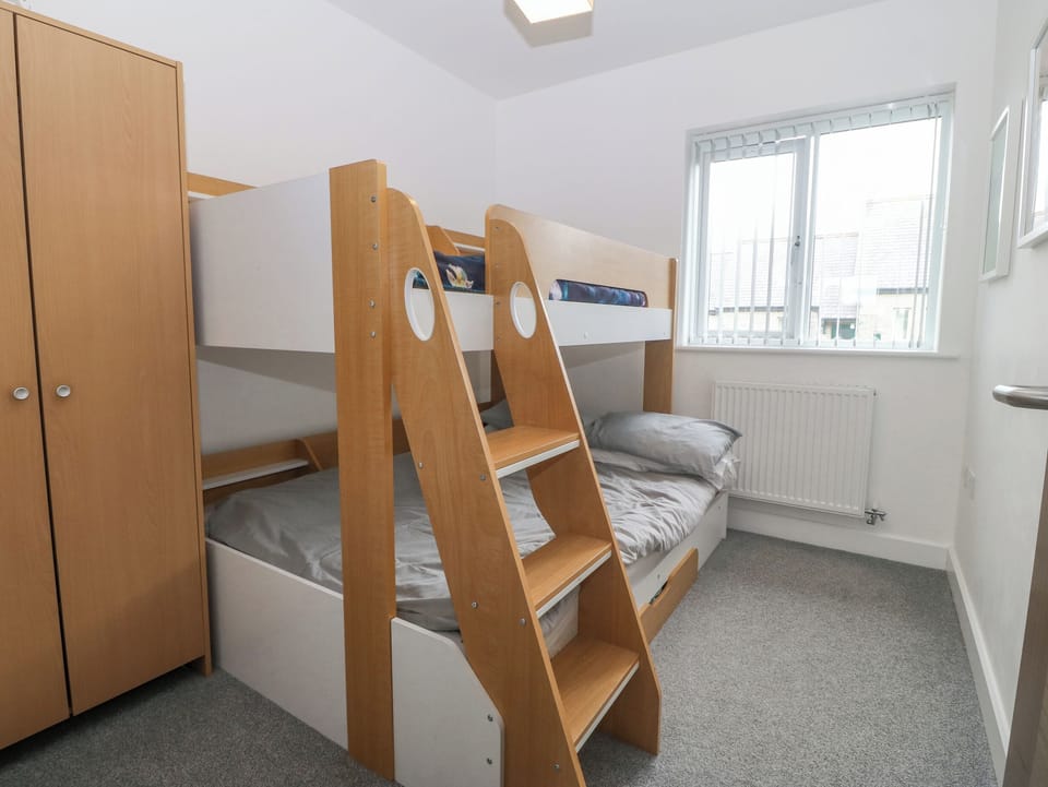 2 bedrooms, individually decorated, individually furnished, free WiFi