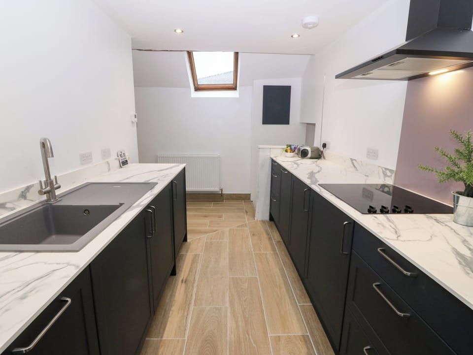 Fridge, dishwasher, electric kettle, toaster