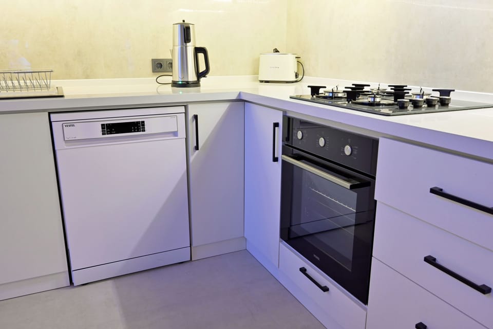 Luxury Villa, Pool View | Private kitchen | Coffee/tea maker