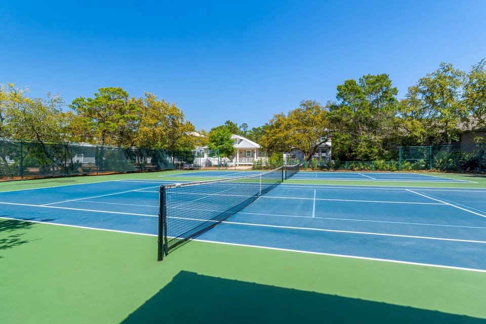 Tennis court