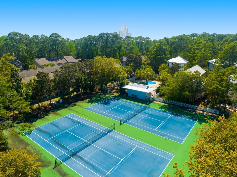 Tennis court