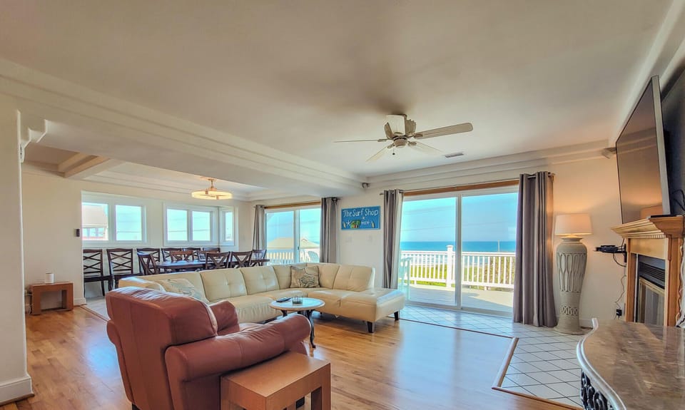 2717 S Shore Dr (Oceanside Manor - High Tide [Int Ext]) - watermarked-33