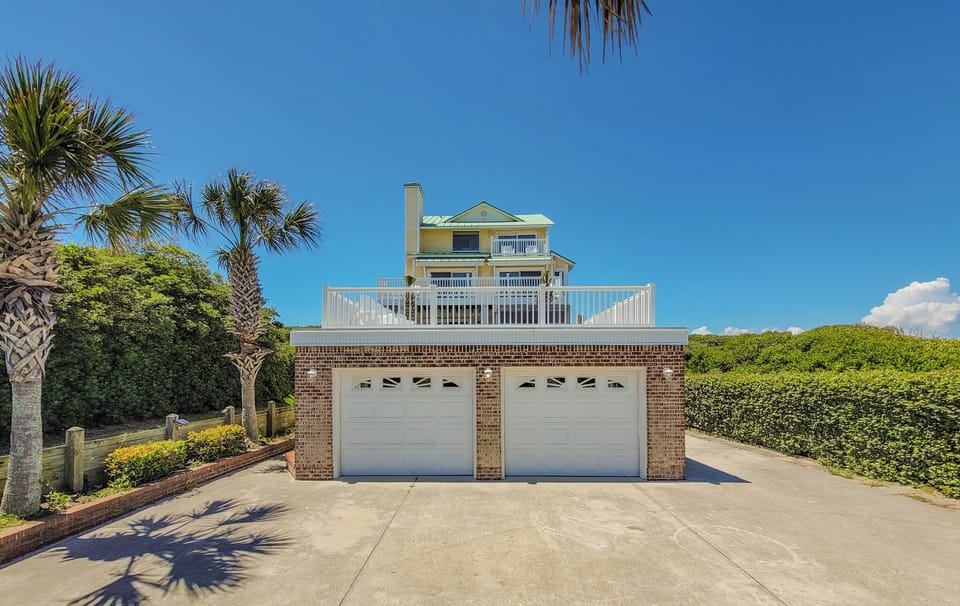 2717 S Shore Dr (Oceanside Manor - Low Tide [Int Ext]) - watermarked-42