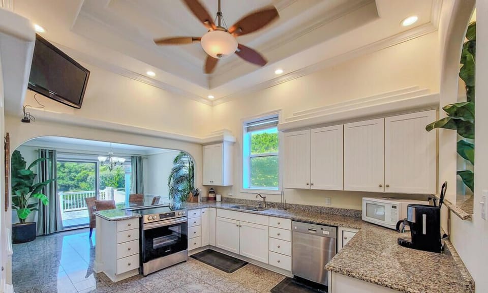 2717 S Shore Dr (Oceanside Manor - Low Tide [Int Ext]) - watermarked-15