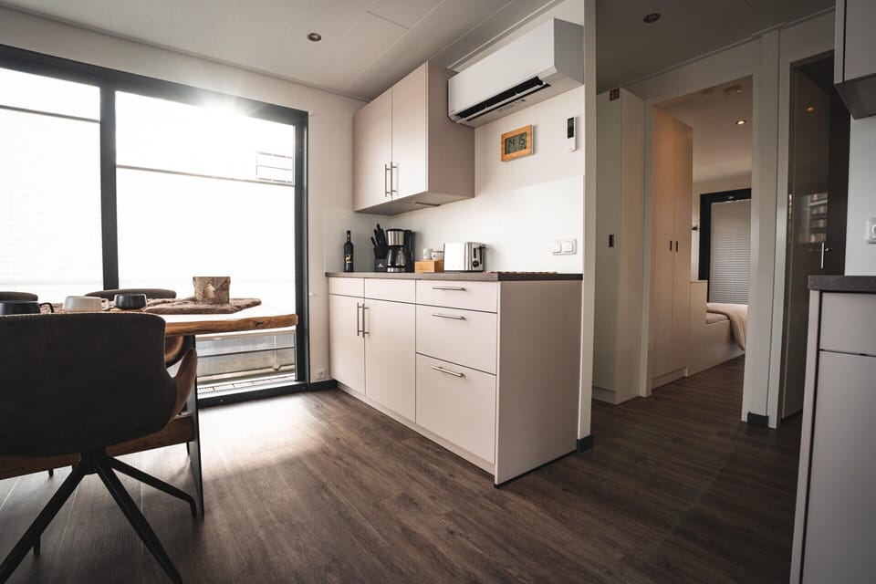Mobile Home | Private kitchen