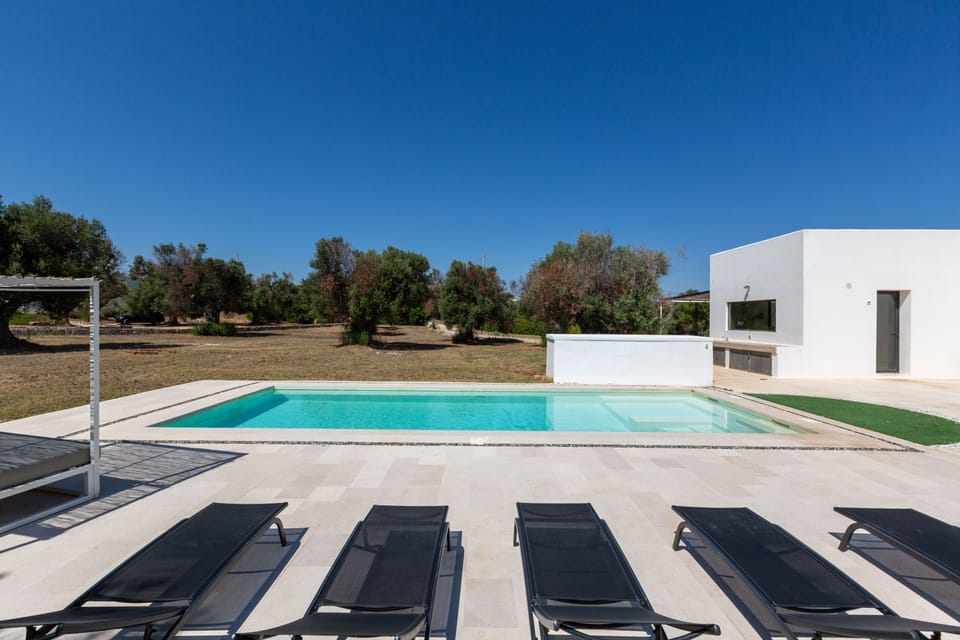 Villa Aura d`Olivo by Perle di Puglia Villa in Province of Taranto