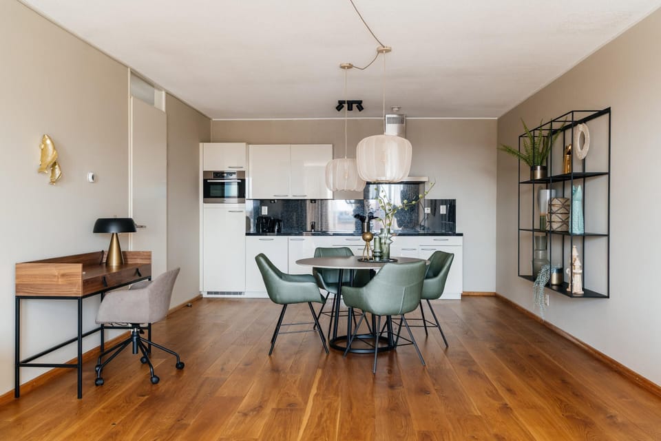 Apartment | Dining