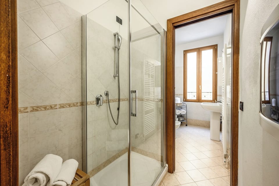 Comfort Apartment | Bathroom | Slippers