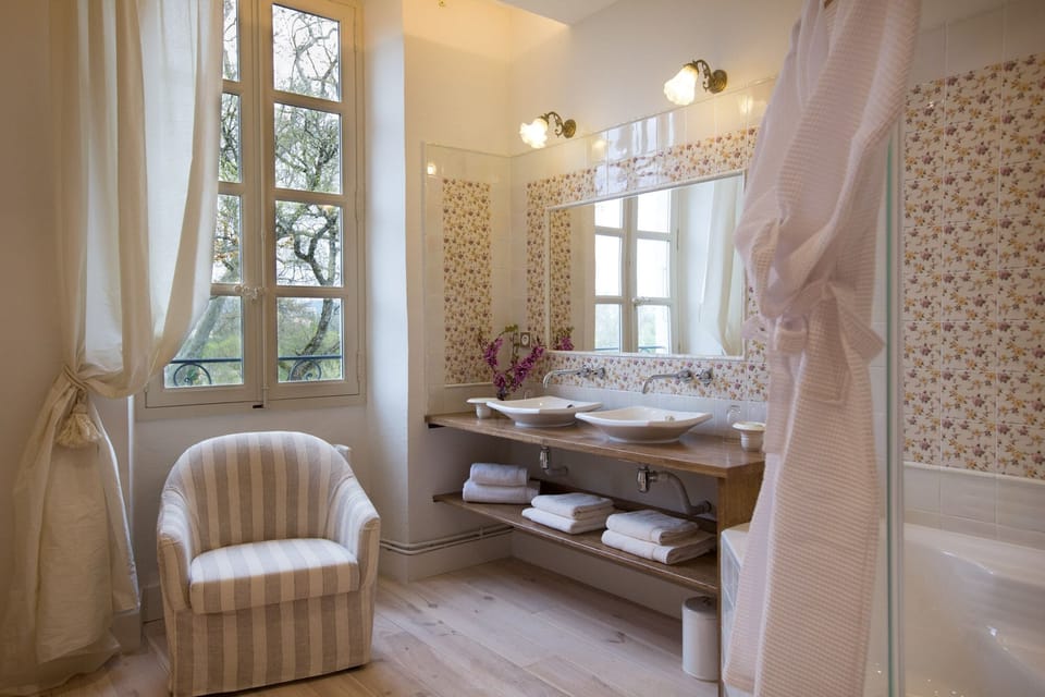 Deluxe Suite, Ensuite, Park View (Suite des Oliviers) | Bathroom